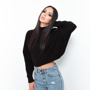 Bluza scurta neagra cu maneci raglan JQZ 14